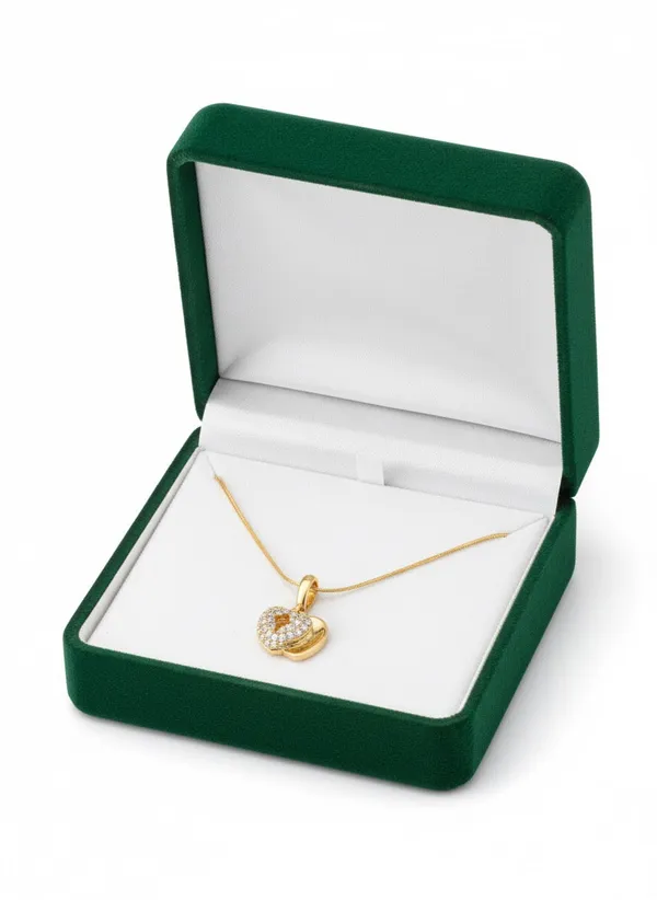 Gold_Sparkling_Heart_Necklace_For_Women